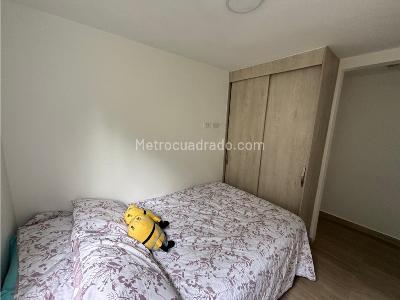 Apartamento de 3 alcobas en venta en Amazonia, Bello, 53 m² · foto 6 de 10