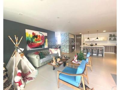 Apartamento de 4 alcobas en venta en Loma Del Esmeraldal, Envigado, 184 m² · foto 3 de 10