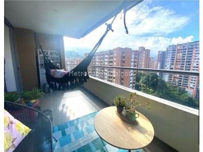 Apartamento de 4 alcobas en venta en Loma Del Esmeraldal, Envigado, 184 m² · foto 4 de 10