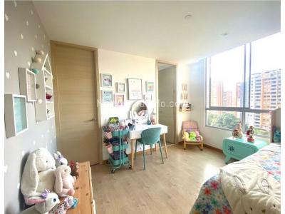 Apartamento de 4 alcobas en venta en Loma Del Esmeraldal, Envigado, 184 m² · foto 8 de 10