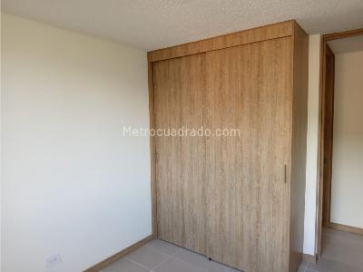 Apartamento de 3 alcobas en venta en Amazonia, Bello, 69 m² · foto 7 de 14