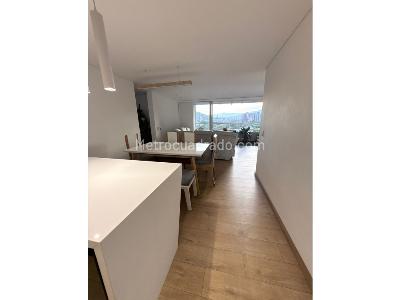 Apartamento de 3 alcobas en venta en Navarra Bello, Bello, 91 m² · foto 4 de 18