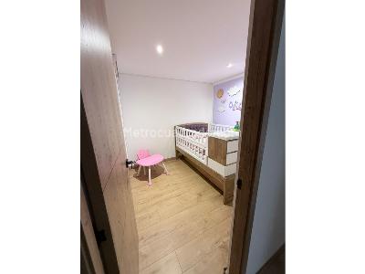 Apartamento de 3 alcobas en venta en Navarra Bello, Bello, 91 m² · foto 14 de 18