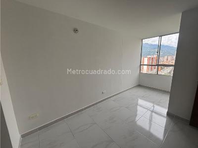 Apartamento de 3 alcobas en venta en Madera, Bello, 59 m² · foto 12 de 13