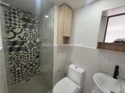 Apartamento de 3 alcobas en venta en Madera, Bello, 59 m² · foto 13 de 13