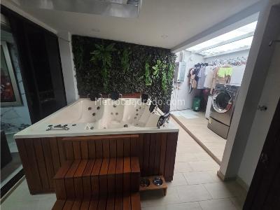 Casa de 3 alcobas en venta en Bosques El Chuscal, Envigado, 270 m² · foto 9 de 20