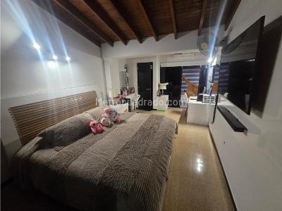 Casa de 3 alcobas en venta en Bosques El Chuscal, Envigado, 270 m² · foto 12 de 20