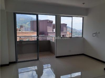 Apartamento de 3 alcobas en venta en Niquia, Bello, 72 m² · foto 2 de 12