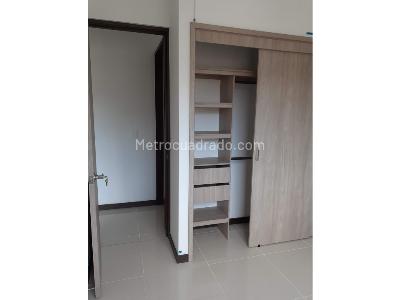 Apartamento de 3 alcobas en venta en Niquia, Bello, 72 m² · foto 9 de 12