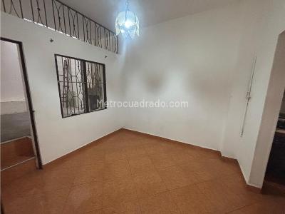 Casa de 4 alcobas en venta en Cabañas, Bello, 285 m² · foto 3 de 15