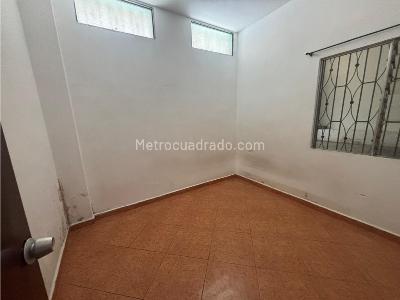 Casa de 4 alcobas en venta en Cabañas, Bello, 285 m² · foto 7 de 15