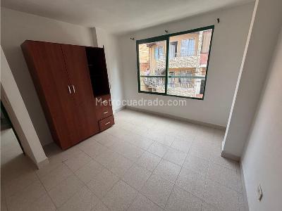 Casa de 4 alcobas en venta en Cabañas, Bello, 285 m² · foto 8 de 15