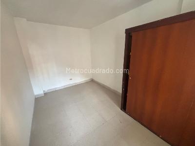 Casa de 4 alcobas en venta en Cabañas, Bello, 285 m² · foto 9 de 15