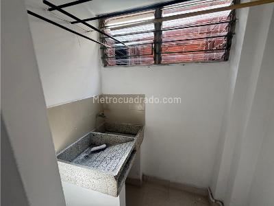 Casa de 4 alcobas en venta en Cabañas, Bello, 285 m² · foto 11 de 15