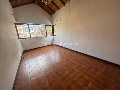 Casa de 4 alcobas en venta en Cabañas, Bello, 285 m² · foto 14 de 15