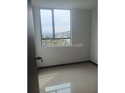 Apartamento de 3 alcobas en venta en Madera, Bello, 71 m² · foto 6 de 12