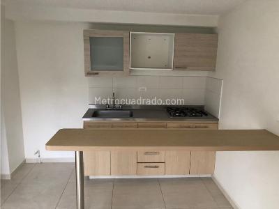 Apartamento de 3 alcobas en venta en Amazonia, Bello, 61 m² · foto 2 de 15
