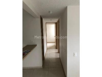 Apartamento de 3 alcobas en venta en Amazonia, Bello, 61 m² · foto 4 de 15