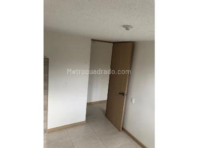 Apartamento de 3 alcobas en venta en Amazonia, Bello, 61 m² · foto 6 de 15