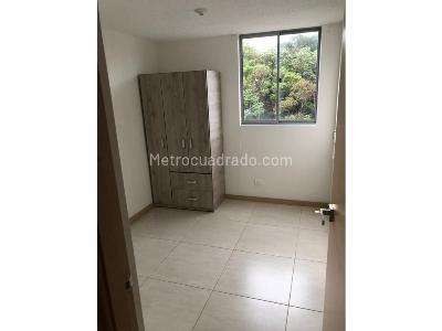 Apartamento de 3 alcobas en venta en Amazonia, Bello, 61 m² · foto 12 de 15
