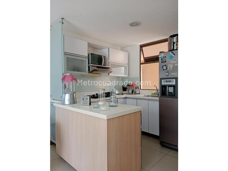 Modern 3BR Apartment with Social Balcony in El Poblado