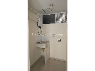 Apartamento de 2 alcobas en venta en Niquia, Bello, 53 m² · foto 2 de 10