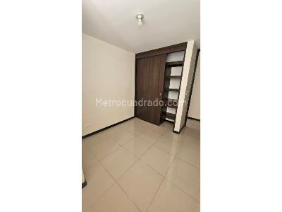 Apartamento de 2 alcobas en venta en Niquia, Bello, 53 m² · foto 6 de 10