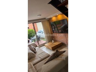 Casa de 3 alcobas en venta en Camino Verde, Envigado, 151 m² · foto 3 de 10