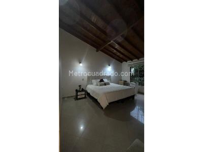 Casa de 3 alcobas en venta en Camino Verde, Envigado, 151 m² · foto 6 de 10