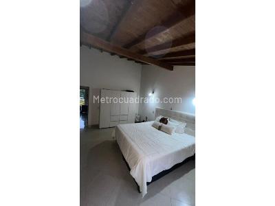 Casa de 3 alcobas en venta en Camino Verde, Envigado, 151 m² · foto 7 de 10