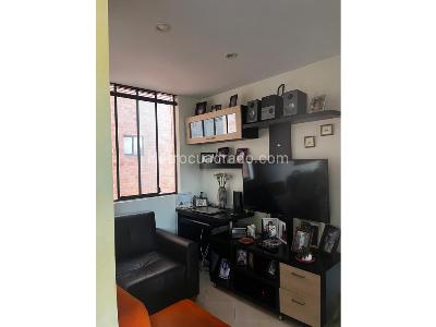 Apartamento en venta en Loma De Los Bernal, Medellín · foto 7 de 14