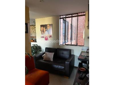 Apartamento en venta en Loma De Los Bernal, Medellín · foto 9 de 14