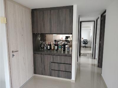 Apartamento de 3 alcobas en venta en Copacabana, Bello, 78 m² · foto 14 de 16