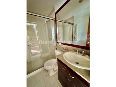 Casa de 4 alcobas en venta en Loma Del Esmeraldal, Envigado, 258 m² · foto 19 de 20