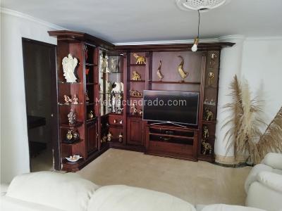 Casa de 5 alcobas en venta en Loma Del Escobero, Envigado, 256 m² · foto 7 de 20