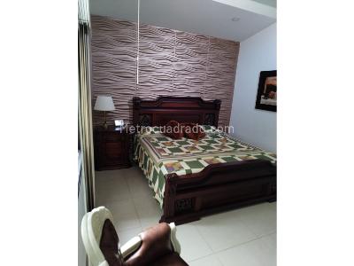 Casa de 5 alcobas en venta en Loma Del Escobero, Envigado, 256 m² · foto 15 de 20