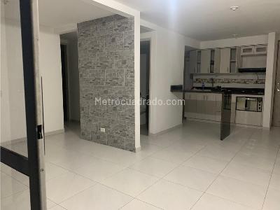 Apartamento de 2 alcobas en venta en San Jose, Sabaneta, 60 m² · foto 2 de 13