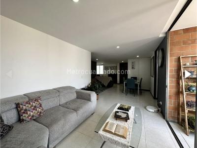 Apartamento de 3 alcobas en venta en La Doctora, Sabaneta, 103 m² · foto 6 de 20