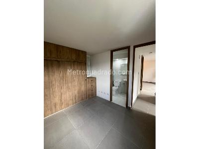Apartamento de 2 alcobas en venta en Bucaros, Bello, 54 m² · foto 5 de 9