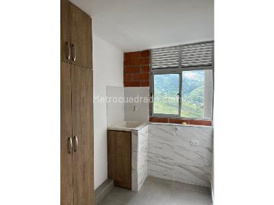 Apartamento de 2 alcobas en venta en Bucaros, Bello, 54 m² · foto 7 de 9