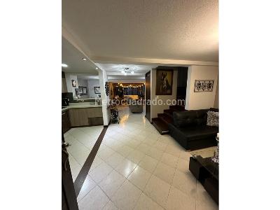 Casa de 3 alcobas en venta en Amazonia, Bello, 130 m² · foto 3 de 14