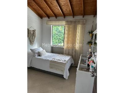 Casa de 3 alcobas en venta en Amazonia, Bello, 130 m² · foto 12 de 14