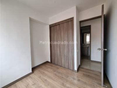 Apartamento en venta en Alto De Las Flores, Sabaneta · foto 3 de 7