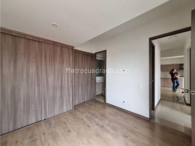Apartamento en venta en Alto De Las Flores, Sabaneta · foto 5 de 7
