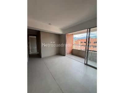 Apartamento de 2 alcobas en venta en Ciudad Fabricato, Bello, 65 m² · foto 5 de 17