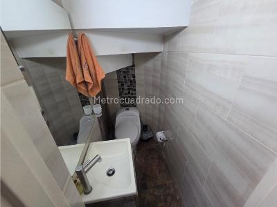 Casa de 5 alcobas en venta en Barrio La Florida, Sabaneta, 210 m² · foto 20 de 20