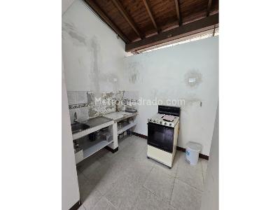 Casa de 4 alcobas en venta en Cabañas, Bello, 236 m² · foto 3 de 13