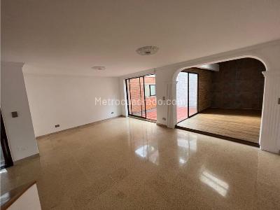 Casa de 4 alcobas en venta en Bosques El Chuscal, Envigado, 204 m² · foto 5 de 20