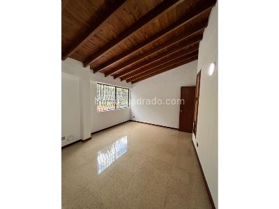 Casa de 4 alcobas en venta en Bosques El Chuscal, Envigado, 204 m² · foto 16 de 20