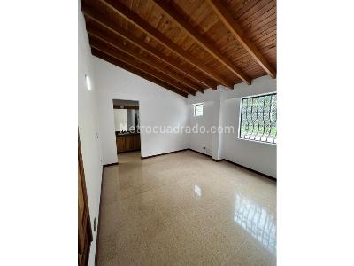 Casa de 4 alcobas en venta en Bosques El Chuscal, Envigado, 204 m² · foto 18 de 20